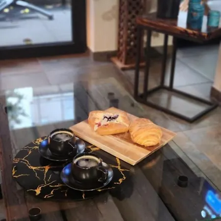 شقة Luxury Apartments, Self Check In 24 H & Free Parking *