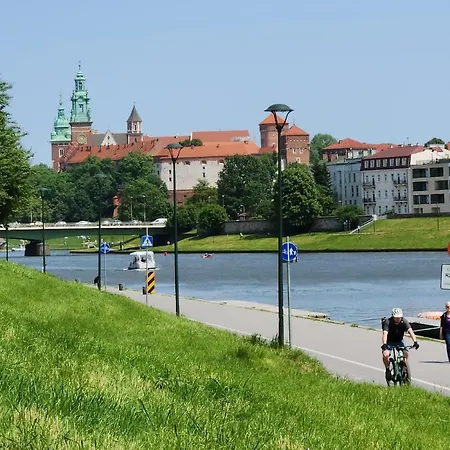 Luxury Apartments, Self Check In 24 H & Free Parking Daire