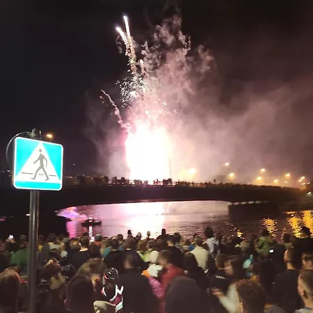 アパート Luxury Apartments, Self Check In 24 H & Free Parking クラクフ