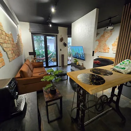 Luxury Apartments, Self Check In 24 H & Free Parking *