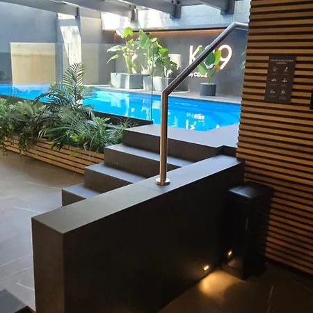 아파트 Luxury Apartments, Pool & Gym & Sauna & Self Check In 24 H & Free Parking *