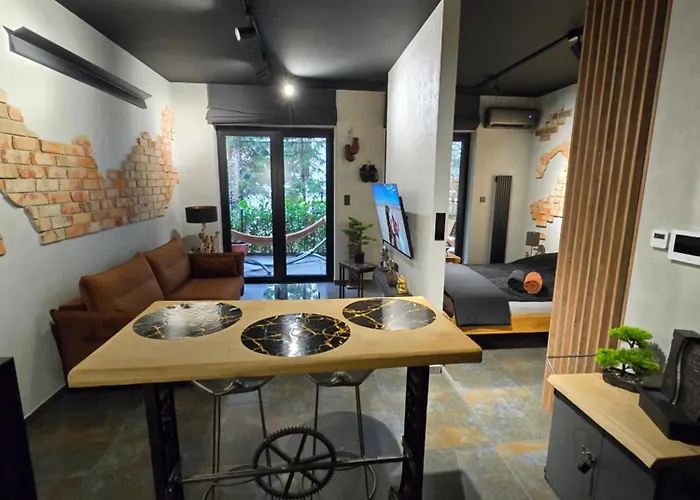 Luxury Apartments, Self Check In 24 H & Free Parking