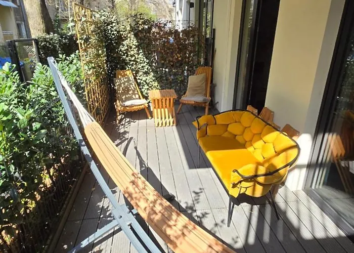 Luxury Apartments, Self Check In 24 H & Free Parking Apartman *