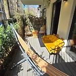 Luxury Apartments, Self Check In 24 H & Free Parking Apartment *